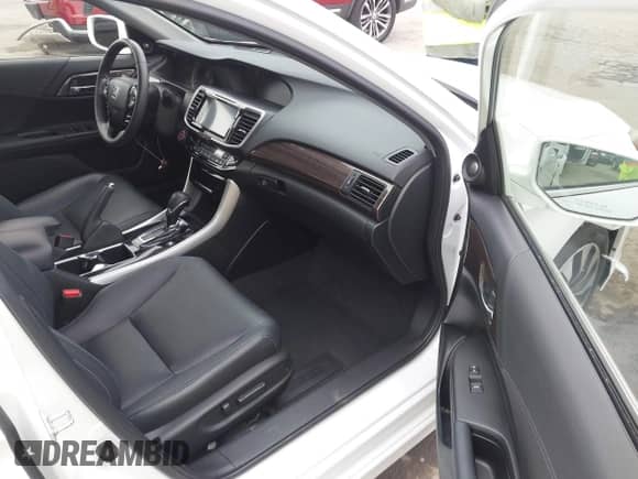 2017 Honda Accord Touring with VIN JHMCR6F78HC030902, listed as a IAAI auction lot 43012739 with 69,891 mi miles and . Bid and sale history available at DreamBid. Image 5.