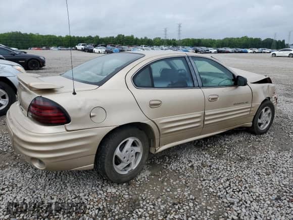 2001 Pontiac Grand Am SE1 с VIN 1G2NF52T81M665459, выставлен на аукционе Copart как лот 55912355 с пробегом 272 007 миль миль и Списание • Salvage title. История ставок и продаж доступна на DreamBid. Изображение 3.