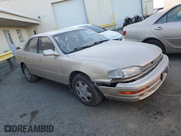1993 Toyota Camry с VIN JT2VK12E8P0216910, выставлен на аукционе Copart как лот 48494394 с пробегом 60 585 миль миль и Списание • Salvage title. История ставок и продаж доступна на DreamBid. Изображение 4.
