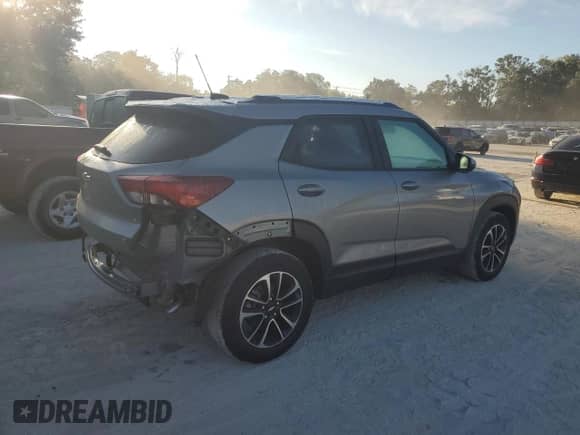 2025 Chevrolet TrailBlazer LT with VIN KL79MPSL6SB172825, listed as a Copart auction lot 81792975 with 11,267 mi miles and Salvage title. Bid and sale history available at DreamBid. Image 3.