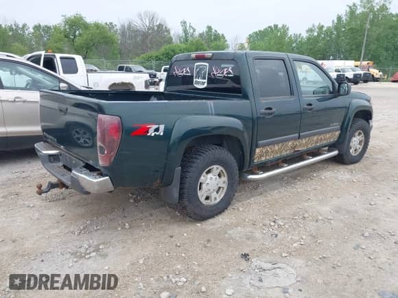 2004 Chevrolet Colorado 1SB LS Z85 with VIN 1GCDT136048181784, listed as a IAAI auction lot 42481858 with Not provided miles and . Bid and sale history available at DreamBid. Image 4.