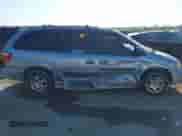 2004 Dodge Caravan EX с VIN 2D4GP74L44R553529, выставлен на аукционе IAAI как лот 42026342 с пробегом Не указан миль и . История ставок и продаж доступна на DreamBid. Изображение 13.