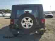 2007 Jeep Wrangler Unlimited Rubicon with VIN 1J4GA69117L154617, listed as a Copart auction lot 82733215 with 180,764 mi miles and Clean title. Bid and sale history available at DreamBid. Image 6.