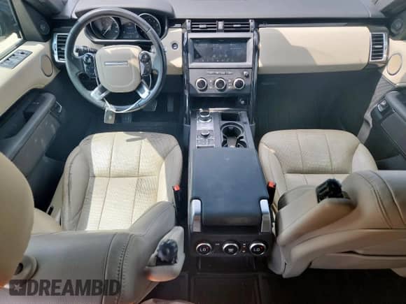2019 Land Rover Discovery SE with VIN SALRG2RV1K2401277, listed as a Copart auction lot 70533855 with 54,302 mi miles and Salvage title. Bid and sale history available at DreamBid. Image 8.