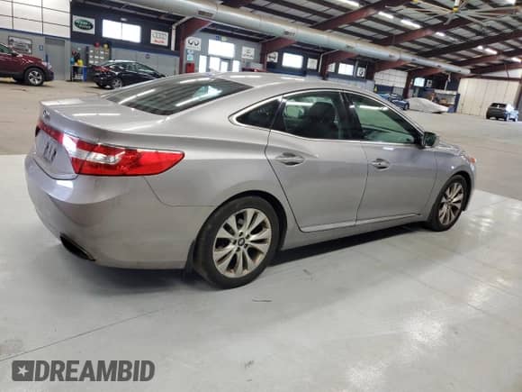 2012 Hyundai Azera с VIN KMHFG4JG0CA187081, выставлен на аукционе Copart как лот 73174844 с пробегом 137 080 миль миль и Списание • Salvage title. История ставок и продаж доступна на DreamBid. Изображение 3.