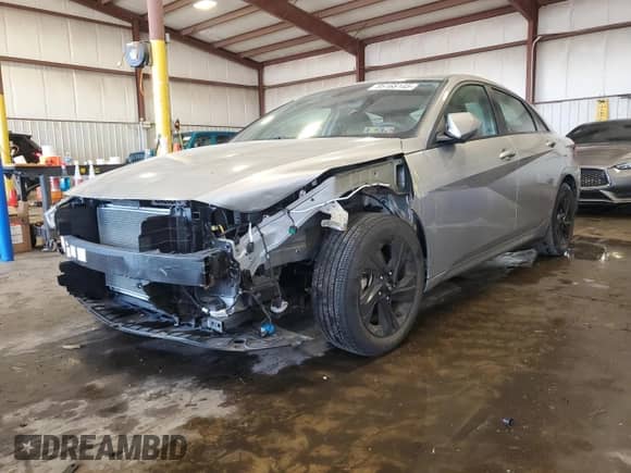 2021 Hyundai Elantra SEL с VIN 5NPLM4AG6MH011470, выставлен на аукционе Copart как лот 85168145 с пробегом 16 933 миль миль и Списание • Salvage title. История ставок и продаж доступна на DreamBid. Изображение 1.