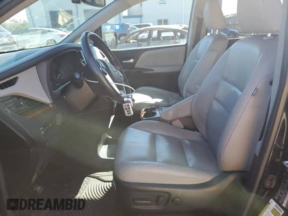2015 Toyota Sienna Limited Premium with VIN 5TDDK3DC1FS126276, listed as a Copart auction lot 85659935 with 116,667 mi miles and Salvage title. Bid and sale history available at DreamBid. Image 7.