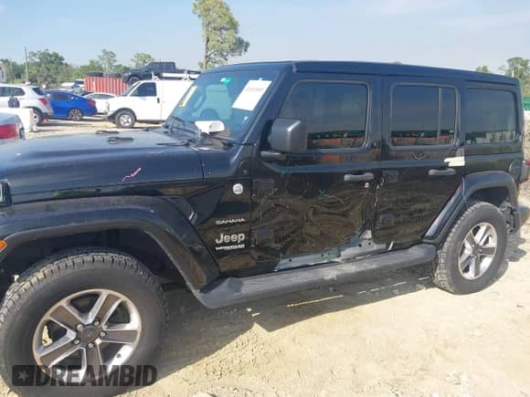 2021 Jeep Wrangler Unlimited Sahara с VIN 1C4HJXEG3MW536507, выставлен на аукционе IAAI как лот 41601893 с пробегом 51 214 миль миль и . История ставок и продаж доступна на DreamBid. Изображение 6.