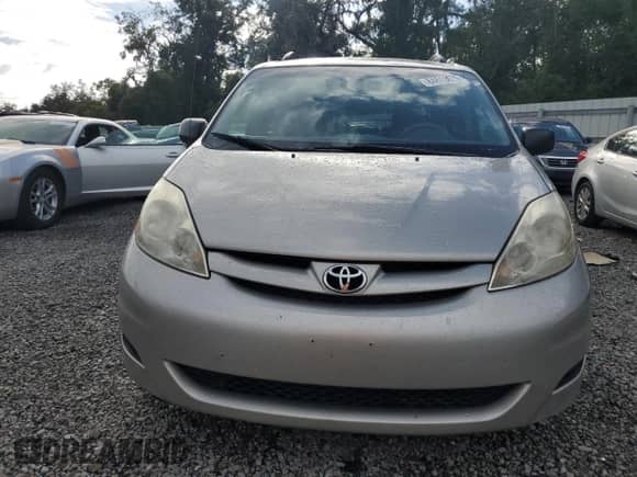 2009 Toyota Sienna CE с VIN 5TDZK23C69S239002, выставлен на аукционе Copart как лот 84813675 с пробегом 199 799 миль миль и На запчасти • Non repairable. История ставок и продаж доступна на DreamBid. Изображение 5.