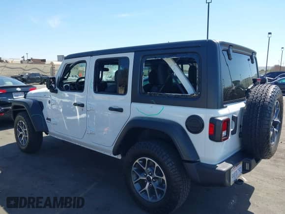 2024 Jeep Wrangler Willys с VIN 1C4PJXDN7RW104649, выставлен на аукционе IAAI как лот 41855892 с пробегом 16 762 миль миль и . История ставок и продаж доступна на DreamBid. Изображение 15.