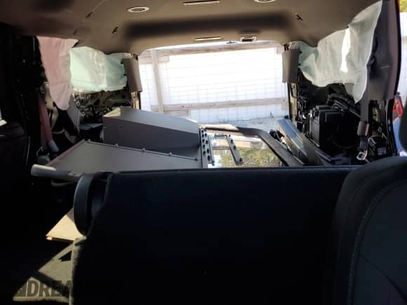 2024 Chevrolet Tahoe Commercial with VIN 1GNSCLED3RR260504, listed as a Copart auction lot 67581195 with 9,321 mi miles and Salvage title. Bid and sale history available at DreamBid. Image 10.