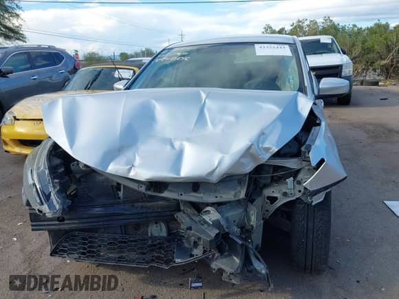 2019 Nissan Sentra SV with VIN 3N1AB7AP7KY270177, listed as a IAAI auction lot 43322443 with 92,091 mi miles and . Bid and sale history available at DreamBid. Image 12.