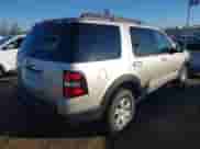 2007 Ford Explorer XLT z VIN 1FMEU63E47UA42500, wystawiony jako IAAI lot #42789971 z przebiegiem 126 424 mil mil oraz . Historia ofert i sprzedaży dostępna na DreamBid. Obrazek 4.