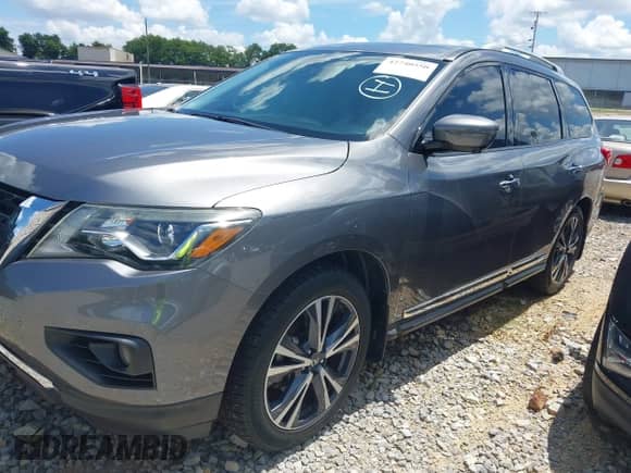 2018 Nissan Pathfinder S with VIN 5N1DR2MN0JC626023, listed as a IAAI auction lot 42740550 with 82,235 mi miles and . Bid and sale history available at DreamBid. Image 2.