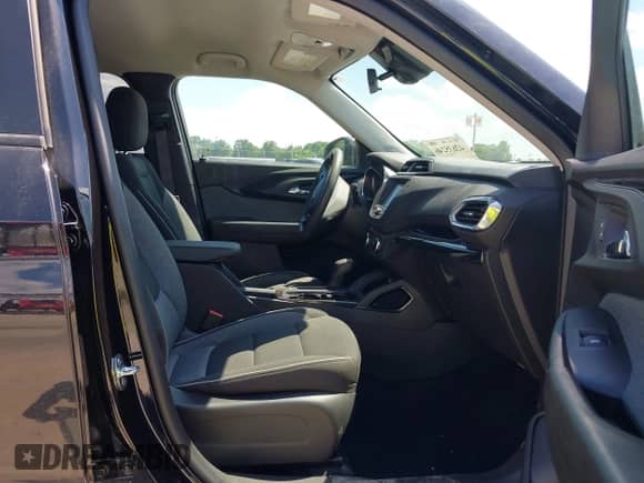 2023 Chevrolet TrailBlazer LT с VIN KL79MPS27PB143218, выставлен на аукционе IAAI как лот 42635246 с пробегом Не указан миль и . История ставок и продаж доступна на DreamBid. Изображение 5.