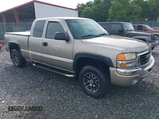 2003 GMC Sierra 1500 SLT with VIN 1GTEK19T73E241984, listed as a IAAI auction lot 42769838 with 273,448 mi miles and . Bid and sale history available at DreamBid. Image 1.