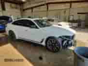2022 BMW 4 Series M440i xDrive с VIN WBA13AW03NFM41096, выставлен на аукционе Copart как лот 68650185 с пробегом 26 654 миль миль и Списание • Salvage title. История ставок и продаж доступна на DreamBid. Изображение 4.