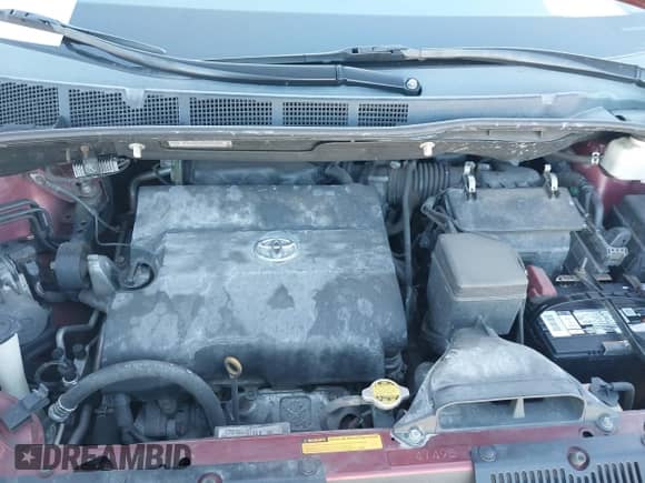 2012 Toyota Sienna XLE z VIN 5TDDK3DC5CS039427, wystawiony jako IAAI lot #43516721 z przebiegiem 227 973 mil mil oraz . Historia ofert i sprzedaży dostępna na DreamBid. Obrazek 10.