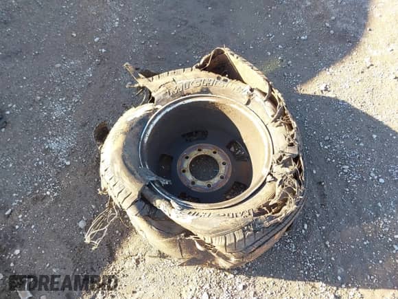 2003 Dodge 3500 ST with VIN 3D7LA38C23G735417, listed as a IAAI auction lot 41275936 with 235,021 mi miles and . Bid and sale history available at DreamBid. Image 12.