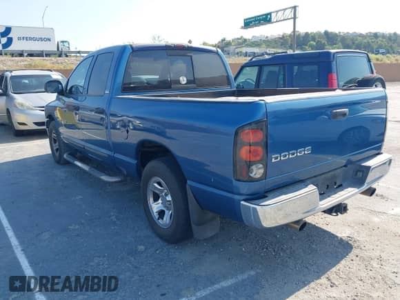 2002 Dodge 1500 with VIN 3D7HA18Z42G162338, listed as a IAAI auction lot 42723914 with 152,593 mi miles and . Bid and sale history available at DreamBid. Image 3.