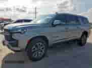 2024 Chevrolet Suburban Z71 z VIN 1GNSKDKD9RR402741, wystawiony jako Copart lot #61161505 z przebiegiem 12 491 mil mil oraz Szkoda całkowita • Salvage title. Historia ofert i sprzedaży dostępna na DreamBid. Obrazek 1.