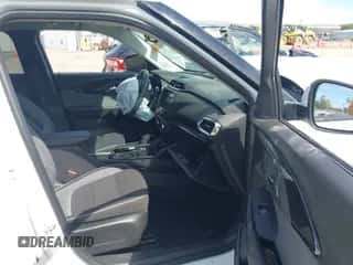 2023 Chevrolet TrailBlazer LT с VIN KL79MPSL4PB179831, выставлен на аукционе IAAI как лот 43190505 с пробегом 20 834 миль миль и . История ставок и продаж доступна на DreamBid. Изображение 5.