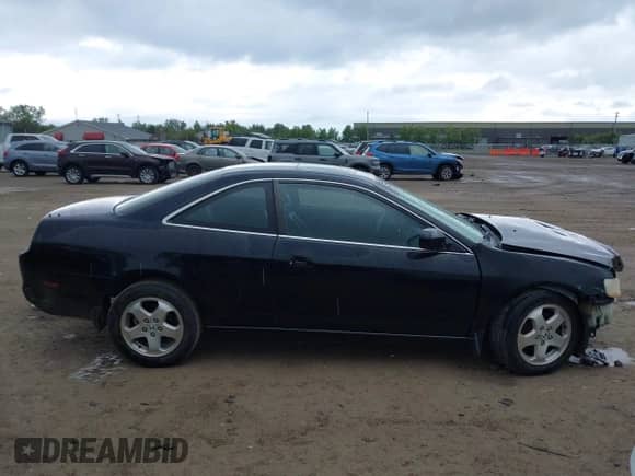 2000 Honda Accord EX с VIN 1HGCG2258YA003443, выставлен на аукционе IAAI как лот 43109206 с пробегом 293 056 миль миль и . История ставок и продаж доступна на DreamBid. Изображение 14.