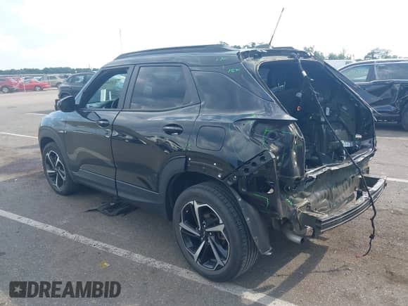 2021 Chevrolet TrailBlazer RS z VIN KL79MTSL4MB115101, wystawiony jako IAAI lot #42834422 z przebiegiem 48 497 mil mil oraz . Historia ofert i sprzedaży dostępna na DreamBid. Obrazek 3.