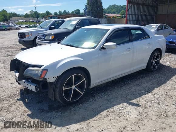 2013 Chrysler 300 S with VIN 2C3CCABG3DH682737, listed as a IAAI auction lot 42701988 with 117,620 mi miles and . Bid and sale history available at DreamBid. Image 2.