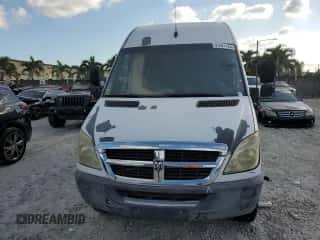 2009 Dodge Sprinter with VIN WD0PE845795355548, listed as a Copart auction lot 41341125 with 161,589 mi miles and Clean title. Bid and sale history available at DreamBid. Image 5.