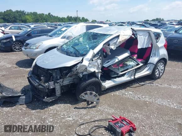 2016 Nissan Note S with VIN 3N1CE2CP7GL380926, listed as a IAAI auction lot 42759686 with 112,000 mi miles and . Bid and sale history available at DreamBid. Image 2.