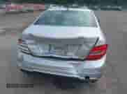 2014 Mercedes-Benz C 300 Sport с VIN WDDGF8AB8EA938380, выставлен на аукционе IAAI как лот 43216216 с пробегом 101 405 миль миль и . История ставок и продаж доступна на DreamBid. Изображение 16.