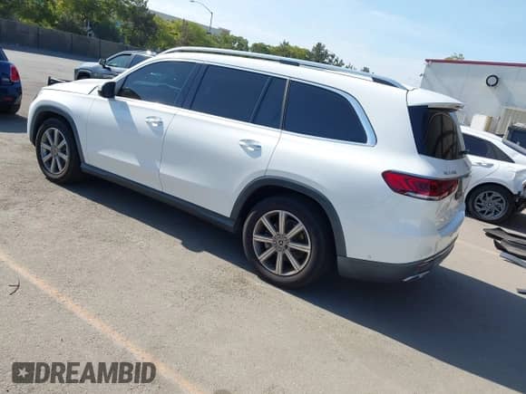 2022 Mercedes-Benz GLS 450 with VIN 4JGFF5KE2NA598796, listed as a IAAI auction lot 42678765 with 42,077 mi miles and . Bid and sale history available at DreamBid. Image 3.