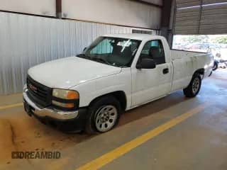 2007 GMC Sierra 1500 Work Truck z VIN 1GTEC14X87Z119902, wystawiony jako Copart lot #71878715 z przebiegiem 218 261 mil mil oraz Szkoda całkowita • Salvage title. Historia ofert i sprzedaży dostępna na DreamBid. Obrazek 1.