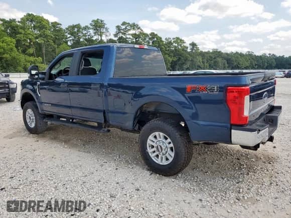 2017 Ford F-250 Lariat with VIN 1FT7W2BT4HEF11077, listed as a Copart auction lot 71873055 with 141,332 mi miles and Salvage title. Bid and sale history available at DreamBid. Image 2.