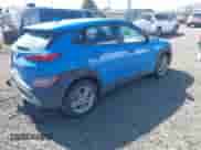 2022 Hyundai Kona SE с VIN KM8K2CAB5NU773806, выставлен на аукционе IAAI как лот 42227555 с пробегом 76 087 миль миль и . История ставок и продаж доступна на DreamBid. Изображение 4.