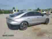 2023 Hyundai Ioniq 6 SEL с VIN KMHM34AA7PA039918, выставлен на аукционе Copart как лот 66541265 с пробегом 27 399 миль миль и Списание • Salvage title. История ставок и продаж доступна на DreamBid. Изображение 3.