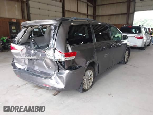 2014 Toyota Sienna Limited с VIN 5TDDK3DC7ES078040, выставлен на аукционе IAAI как лот 42771373 с пробегом 214 399 миль миль и . История ставок и продаж доступна на DreamBid. Изображение 4.