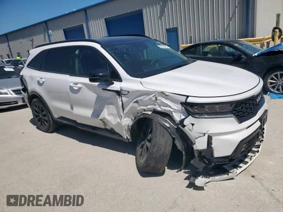 2023 Kia Sorento SX with VIN 5XYRK4LF1PG242762, listed as a Copart auction lot 52513975 with 32,039 mi miles and Salvage title. Bid and sale history available at DreamBid. Image 4.