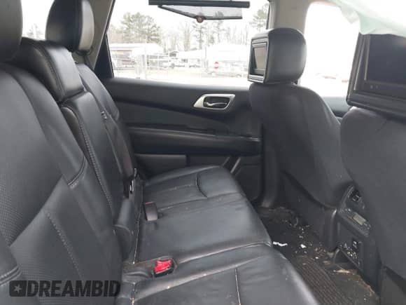 2014 Nissan Pathfinder SV z VIN 5N1AR2MN3EC613842, wystawiony jako IAAI lot #41380645 z przebiegiem 154 058 mil mil oraz . Historia ofert i sprzedaży dostępna na DreamBid. Obrazek 8.