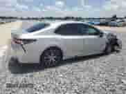 2023 Toyota Camry SE z VIN 4T1G11AK9PU104521, wystawiony jako Copart lot #63671725 z przebiegiem 69 960 mil mil oraz Nie do naprawy • Non repairable. Historia ofert i sprzedaży dostępna na DreamBid. Obrazek 3.