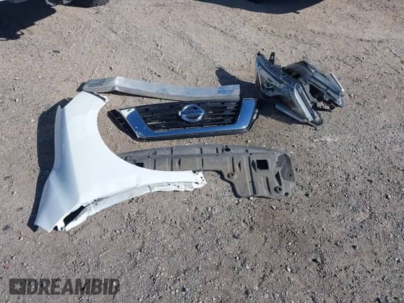 2020 Nissan Pathfinder S z VIN 5N1DR2AN2LC630730, wystawiony jako IAAI lot #43412060 z przebiegiem 50 394 mil mil oraz . Historia ofert i sprzedaży dostępna na DreamBid. Obrazek 12.