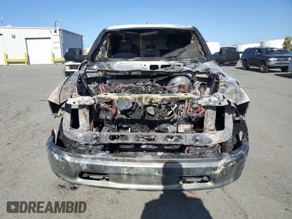 2019 Ram 1500 Tradesman z VIN 1C6RR7KM0KS721049, wystawiony jako Copart lot #56007225 z przebiegiem Nie podano mil oraz Nie do naprawy • Non repairable. Historia ofert i sprzedaży dostępna na DreamBid. Obrazek 5.