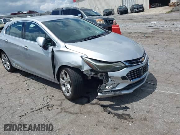 2017 Chevrolet Cruze Premier с VIN 3G1BF6SM0HS589624, выставлен на аукционе IAAI как лот 42830755 с пробегом 105 702 миль миль и . История ставок и продаж доступна на DreamBid. Изображение 6.