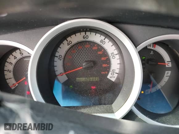 2011 Toyota Tacoma z VIN 5TFTX4CN0BX006320, wystawiony jako Copart lot #84384885 z przebiegiem 125 111 mil mil oraz Szkoda całkowita • Salvage title. Historia ofert i sprzedaży dostępna na DreamBid. Obrazek 9.