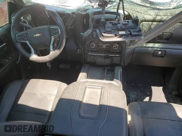 2020 Chevrolet Silverado 3500HD LTZ с VIN 1GC4YUEY6LF164502, выставлен на аукционе Copart как лот 63255174 с пробегом 26 904 миль миль и Списание • Salvage title. История ставок и продаж доступна на DreamBid. Изображение 8.