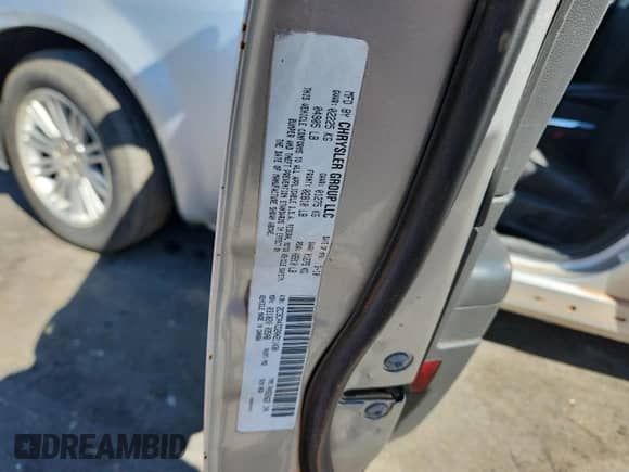 2010 Chrysler 300 Touring с VIN 2C3CA4CD2AH211430, выставлен на аукционе Copart как лот 80914695 с пробегом 134 972 миль миль и Чистый • Clean title. История ставок и продаж доступна на DreamBid. Изображение 12.