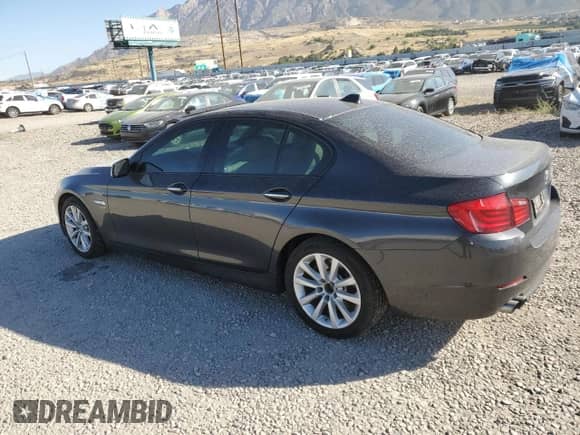2012 BMW 5 Series 528i xDrive с VIN WBAXH5C57CDW05154, выставлен на аукционе Copart как лот 81089515 с пробегом 95 165 миль миль и Списание • Salvage title. История ставок и продаж доступна на DreamBid. Изображение 2.
