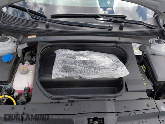 2023 Hyundai Ioniq 6 Limited с VIN KMHM54AC4PA049110, выставлен на аукционе IAAI как лот 42827535 с пробегом 9 123 миль миль и . История ставок и продаж доступна на DreamBid. Изображение 10.