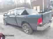 2019 Ram 1500 SLT z VIN 1C6RR7TT2KS576702, wystawiony jako IAAI lot #41547114 z przebiegiem 89 331 mil mil oraz . Historia ofert i sprzedaży dostępna na DreamBid. Obrazek 3.